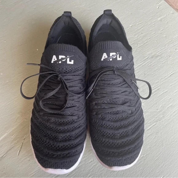 APL Black Shoes Size 9.5 - Picture 1 of 8